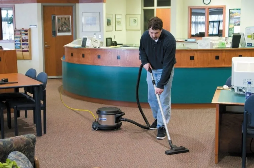 Advance Euroclean GD930 Canister Vacuum - Blue, Model 9055314010, 4 Gallon Dust Bag, Powerful - Image 7