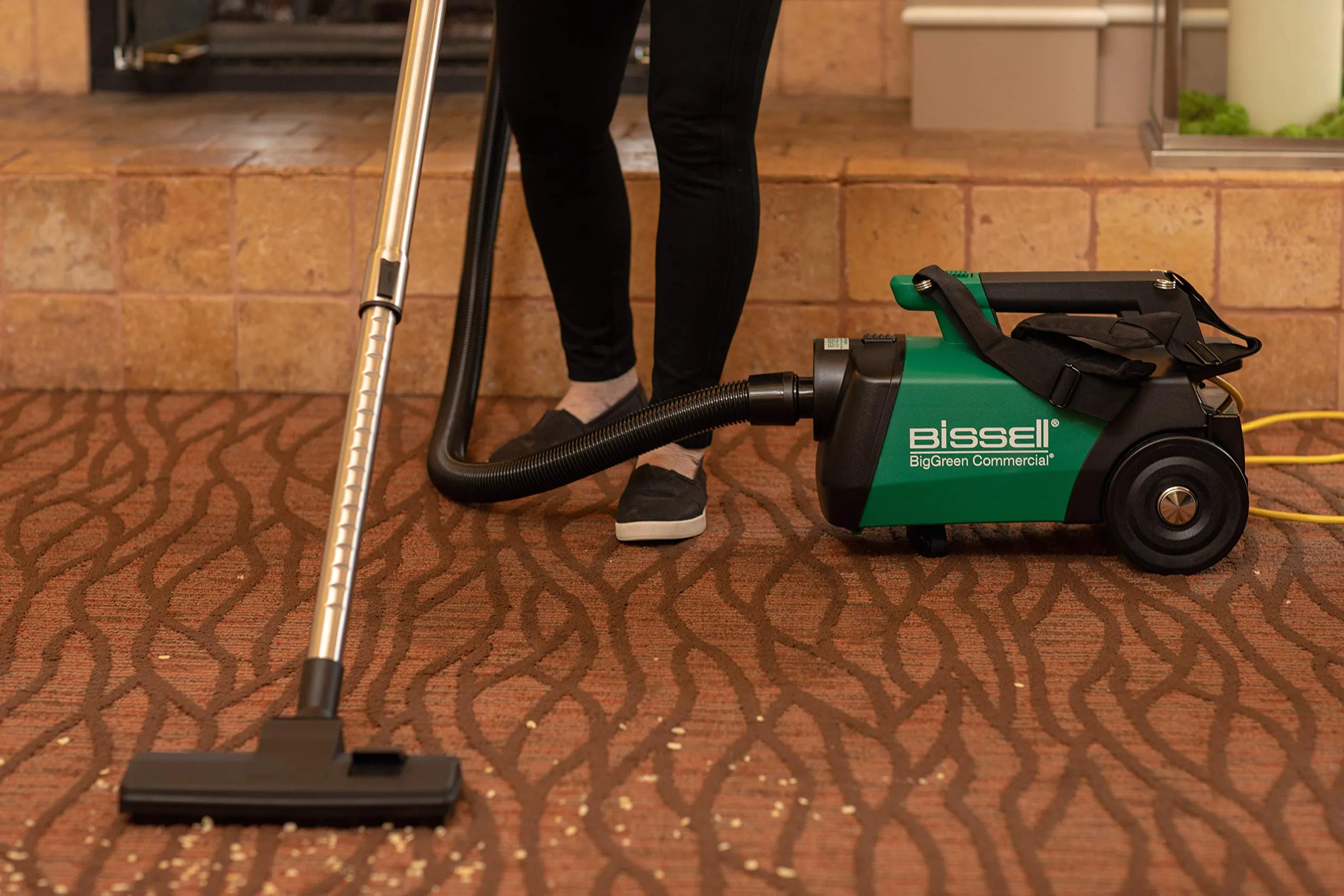 Bissell BigGreen Commercial BGC3000 Portable Canister Vacuum - Green & Black, Lightweight, 30ft Cord - Image 4