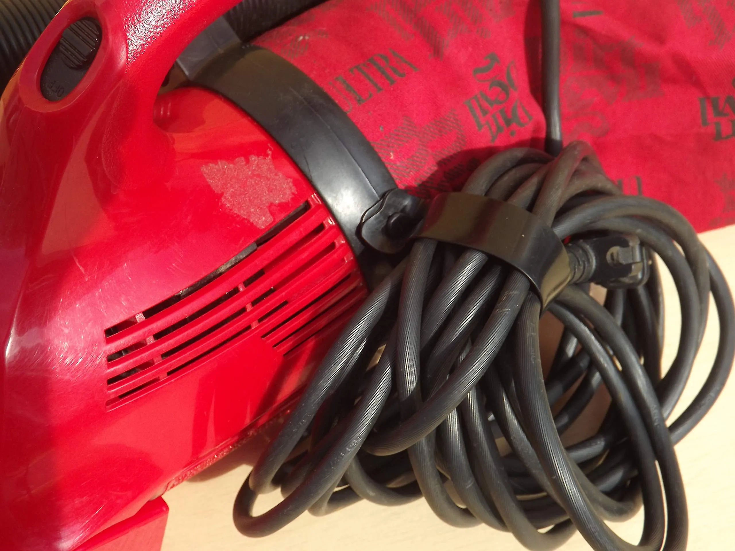 Dirt Devil Ultra Corded Handheld Vacuum Cleaner M08230RED - 4 Amp Motor, Powerful Suction, 20ft Cord - Image 4