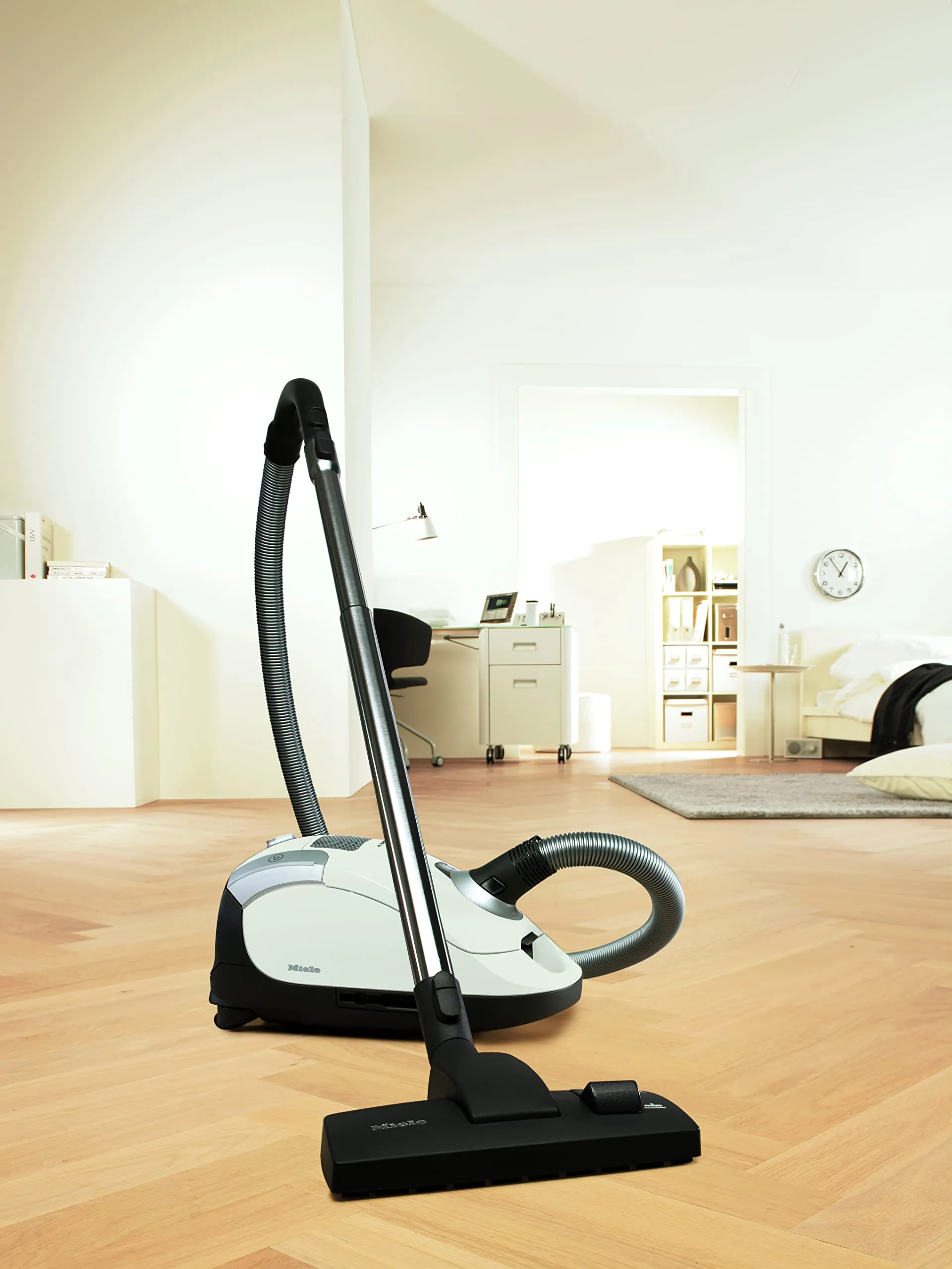 Miele Compact C1 Pure Bagged Canister Vacuum - Powerful Suction for Hard Floors & Low-Pile Carpet - Image 7