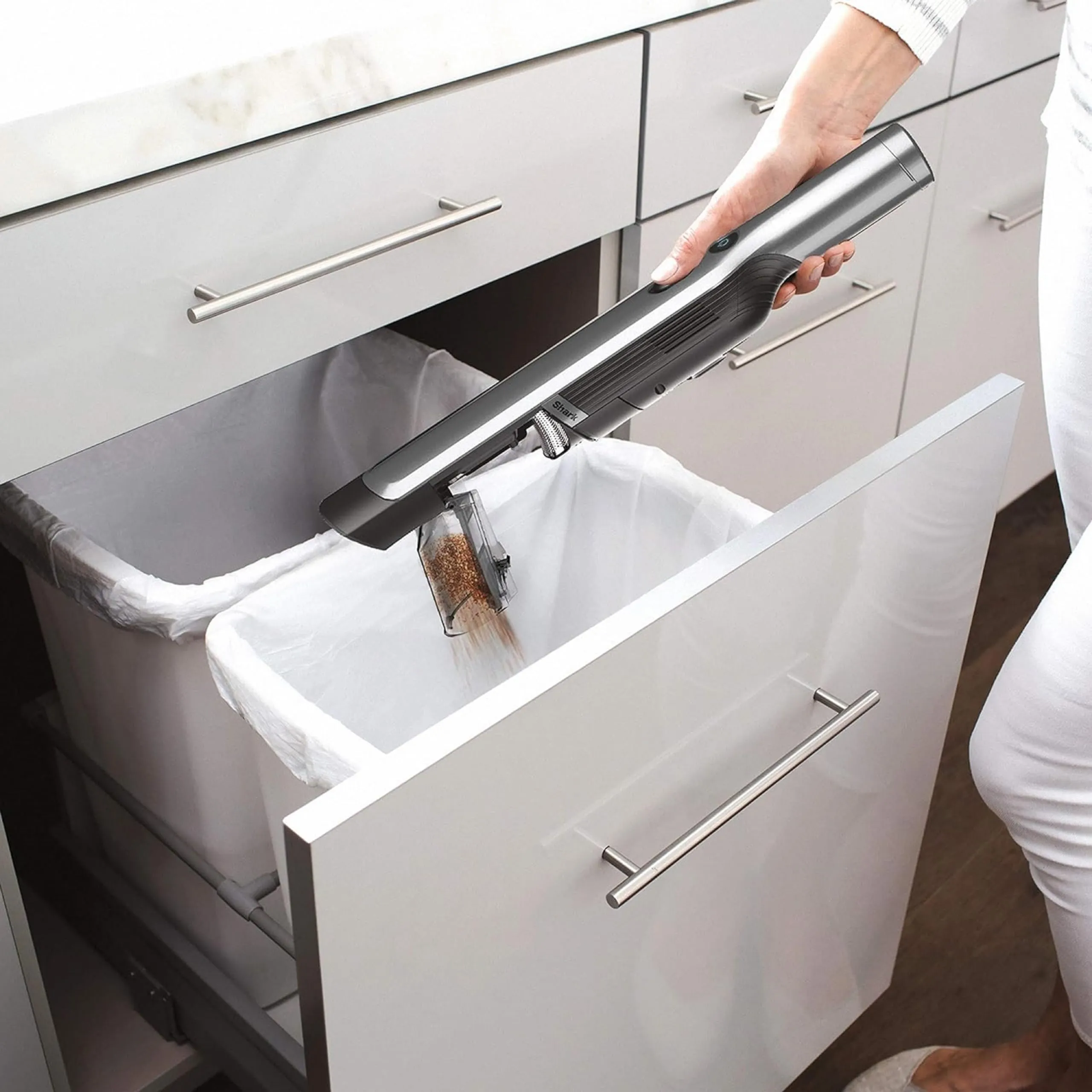 Shark WANDVAC Cordless Hand Vac, 1.4 lbs Lightweight Vacuum with Powerful Suction & Charging Dock - Image 5